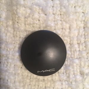 MAC “give me sun” bronzer